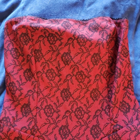 Dress - Picture 2 of 3